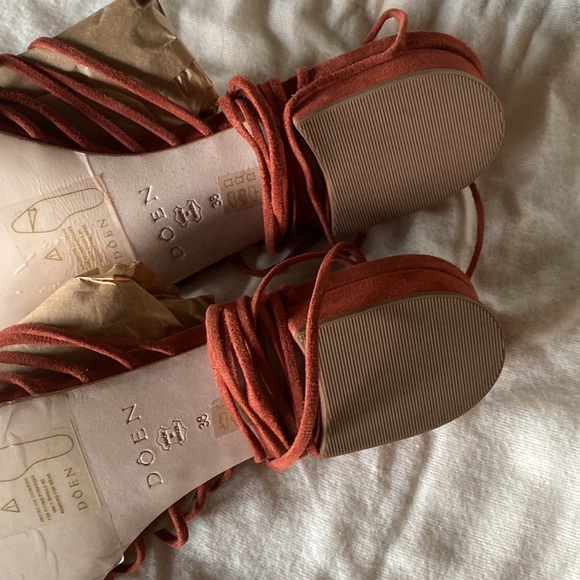 NWT Dôen Casimira Sandal Rust Suede Size 38 - Picture 3 of 6